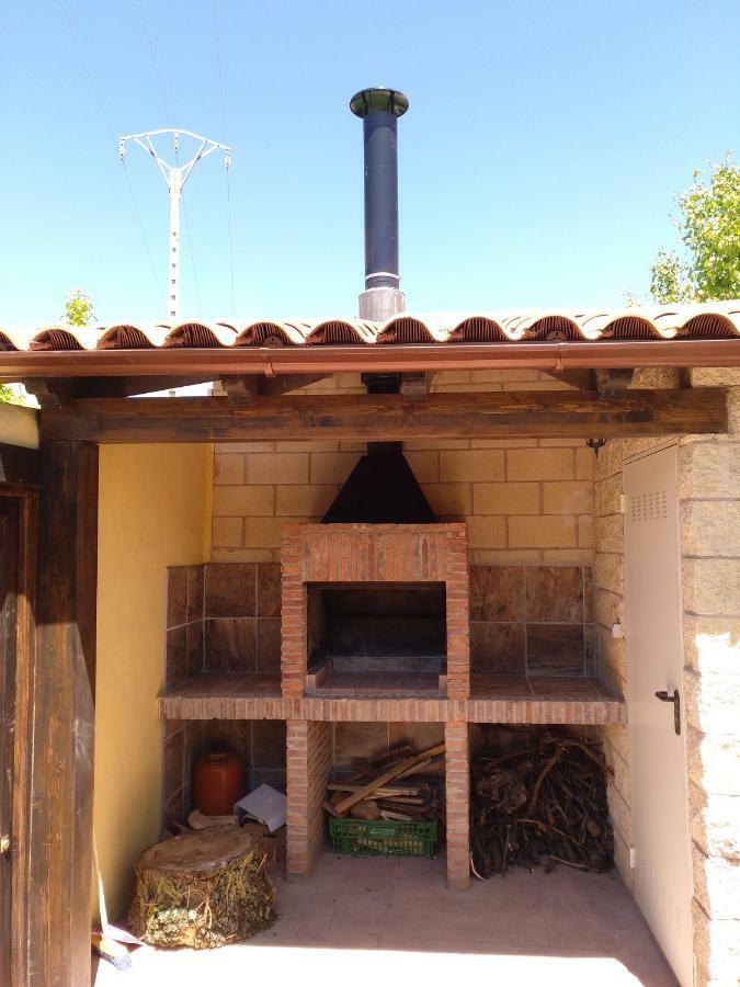 La Casita Del Abuelo Villa Villalmanzo Dış mekan fotoğraf